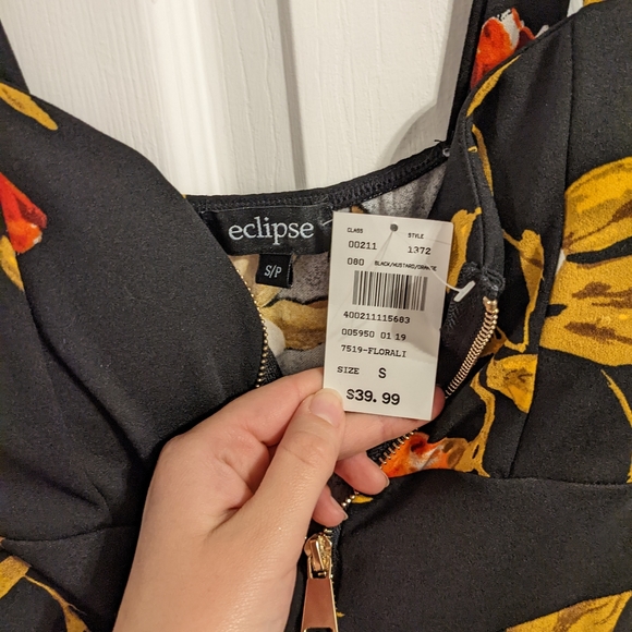 NWT Eclipse Mini Dress Size Small - Picture 3 of 6